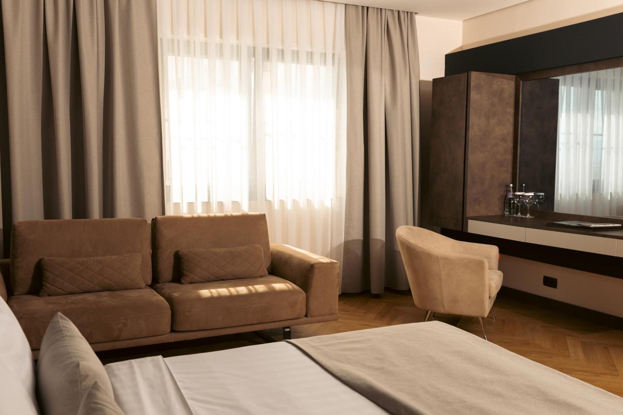 Venus Hotel Lipjan المظهر الخارجي الصورة