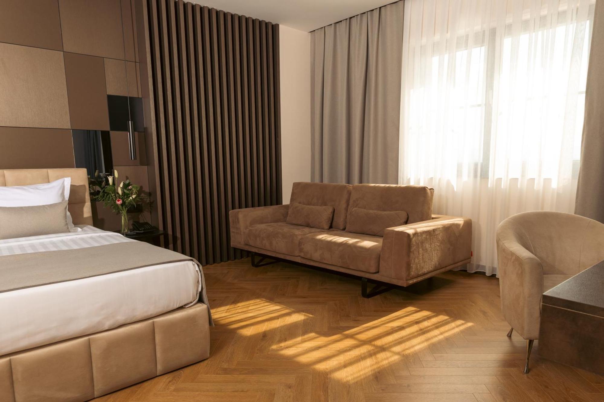 Venus Hotel Lipjan المظهر الخارجي الصورة